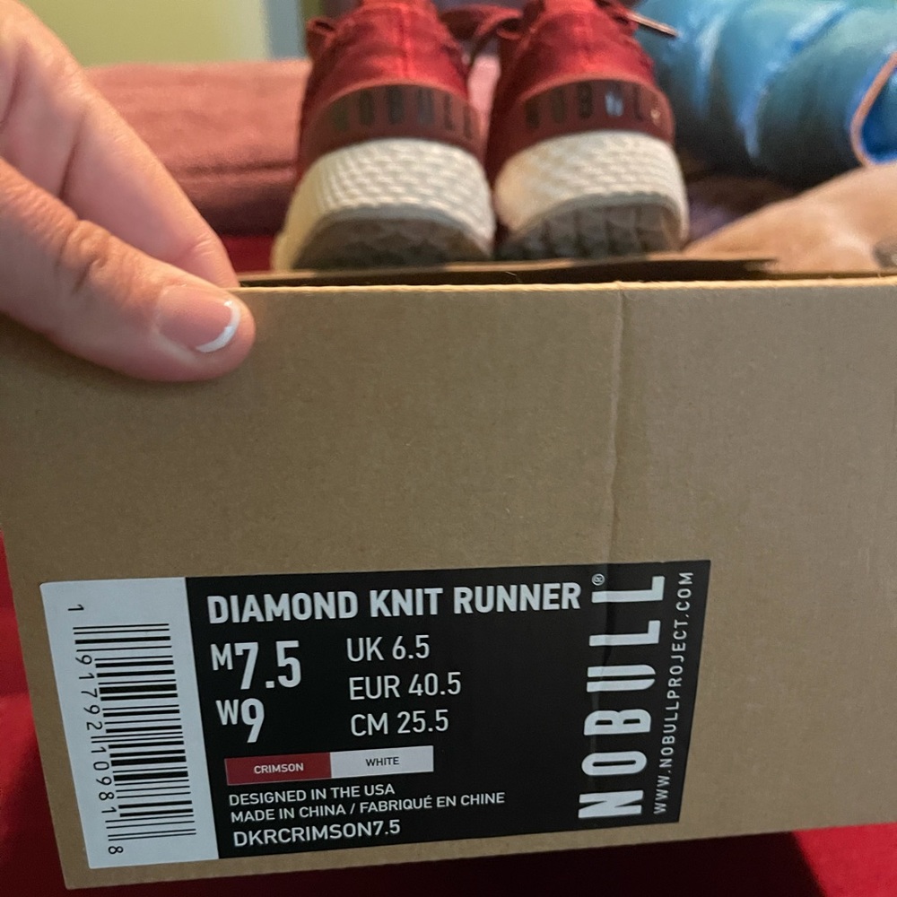 WORN 1x M/7.5 W /9NoBull Crimson Kit Runners. - Picture 8 of 8